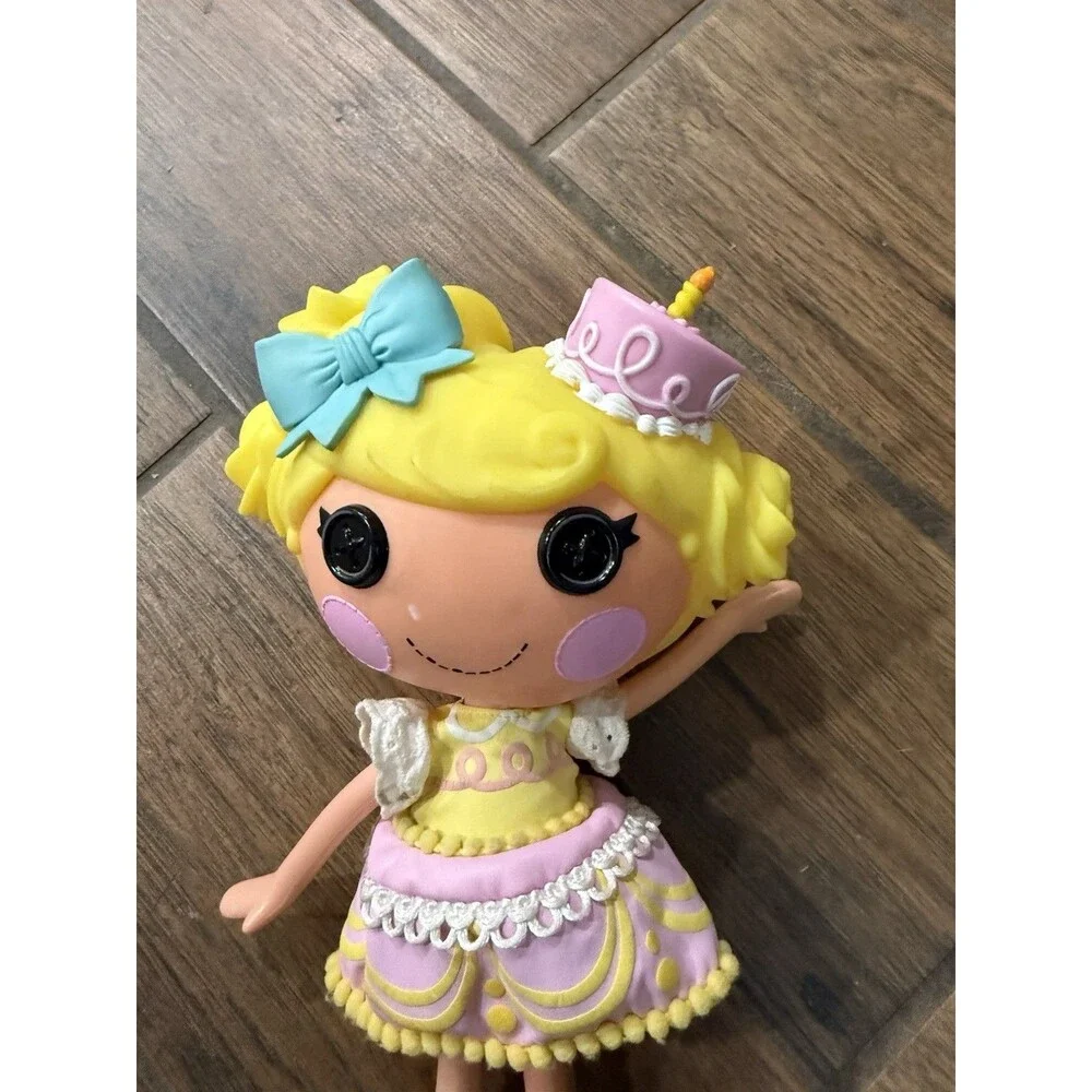 Lalaloopsy Candle Slice O Cake Full Size Doll with Outfit 12